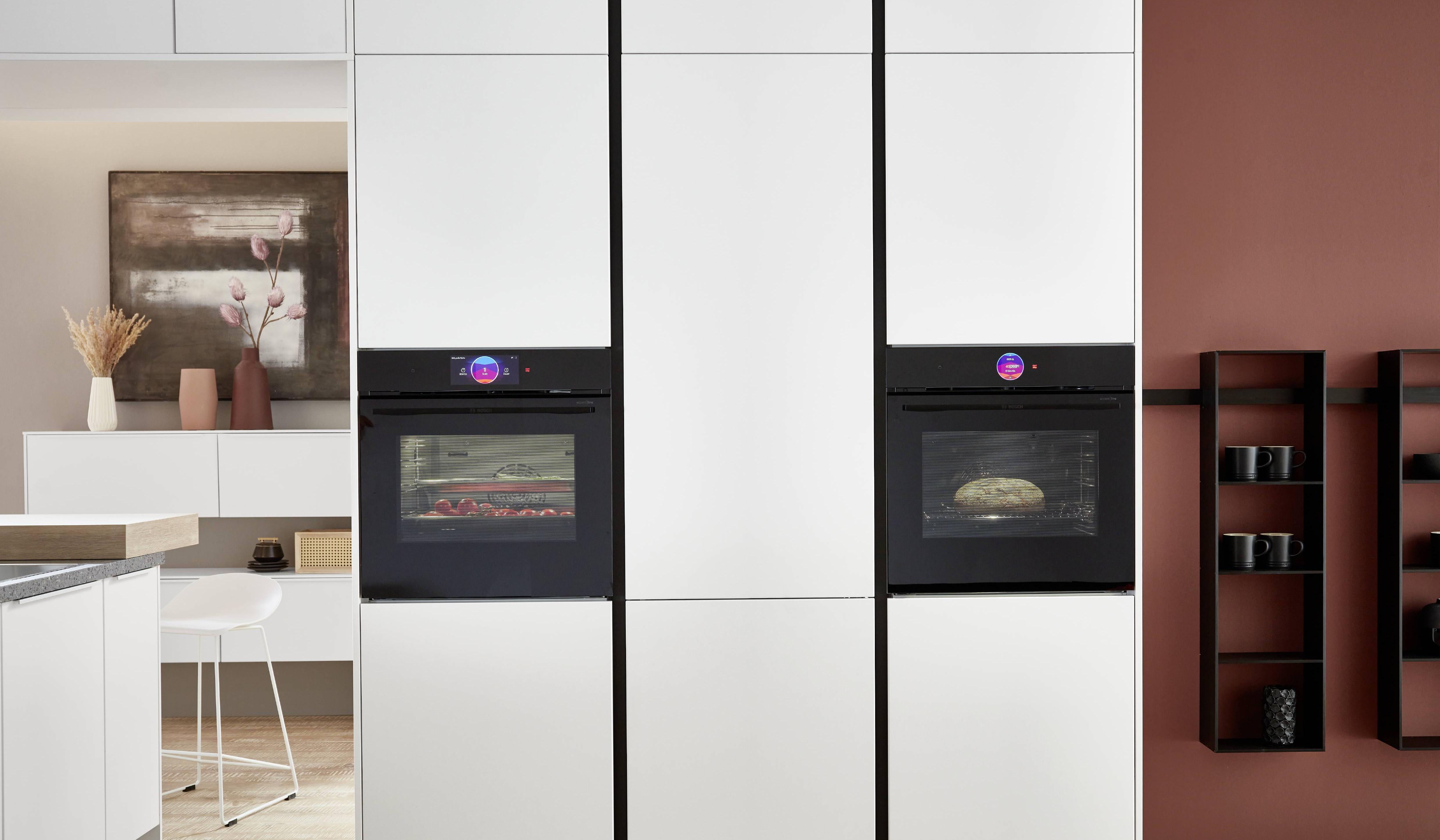 Nobilia Mattweiß grifflos mit BOSCH-Geräten